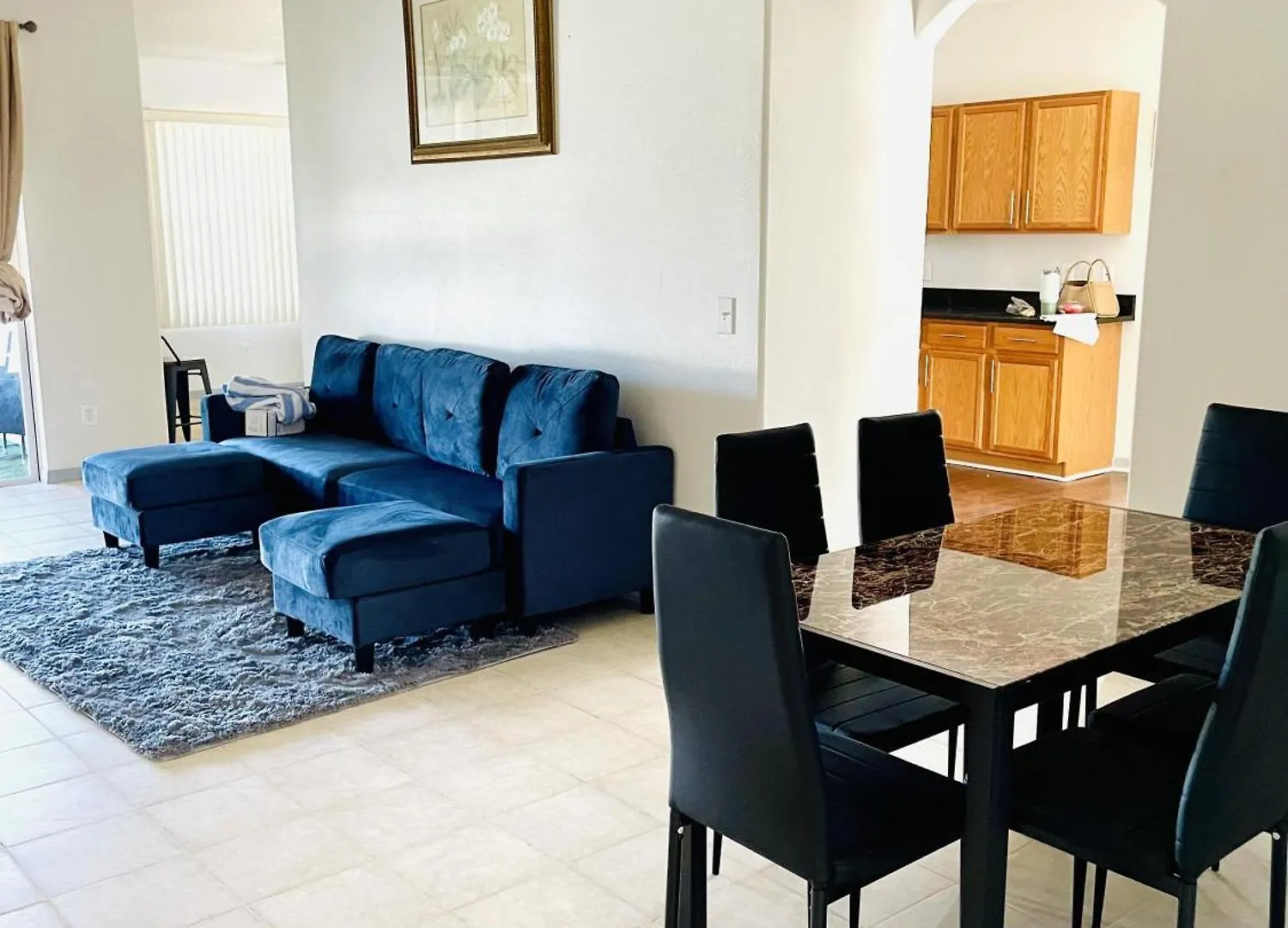 3-2 Pool Home Located In Sunset Ridge Community!! Davenport Apartment